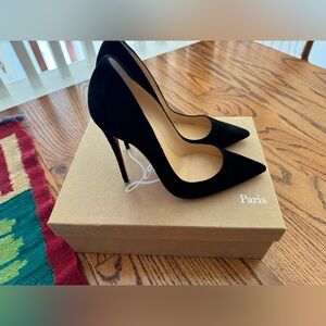 So Kate Christian louboutin - suede black pumps -size 36.5